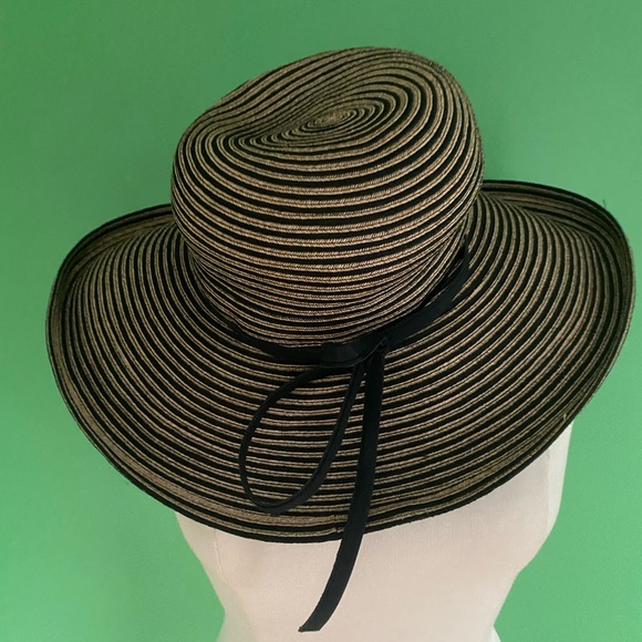 Eric Javits Wide Brim Straw Sun Hat with Black and beige stripes - Picture 3 of 6